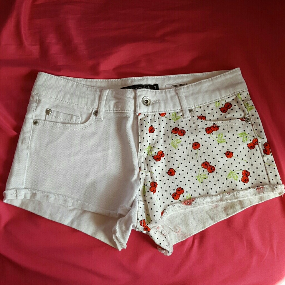 Love Sick split white shorts with cherry skulls